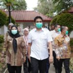 Didampingi Eva Dwiana, Wamendagri Tinjau Implementasi Kerja Fleksibel ASN