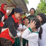 Perkuat Karakter Siswa, Ibu Abrita Kumarri Dewi Buka LDK di Mayonif 143/TWEJ: Dari Pengenalan Alutsista hingga Outbound