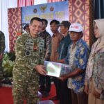 TNI Buktikan Komitmen Perkuat Ketahanan Pangan, Danrem 043/Gatam Hadiri Panen Raya Nasional Bersama Presiden RI