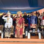 Usai Merah Putih Diturunkan, Warna Budaya Nusantara Menghiasi Menara Siger